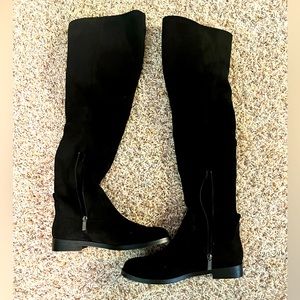 Over the knee Boots with 1 inch heel. Inseam zipper